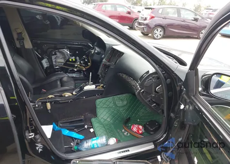 2013 Infiniti G37 Journey from USA, damaged, VIN JN1CV6AP8DM723867